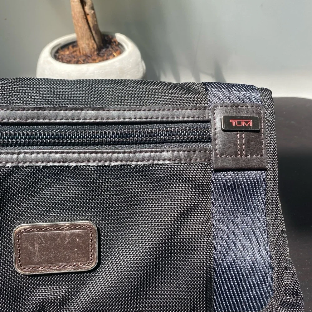 Tumi Glenview Expandable Crossbody Black and Dark Brown Messenger Bag